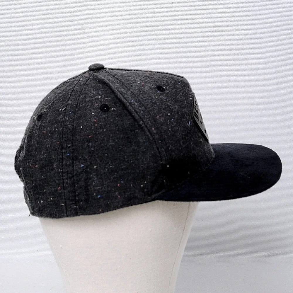 DC Shoes Co Snapback Hat Baseball Cap Gray Black Patch OSFM The Classics Yupoong